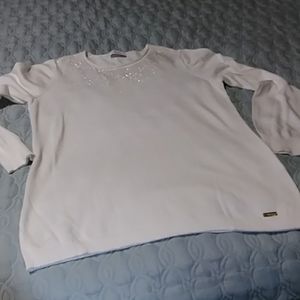 Calvin Klein White Sweater with sparkles 😍3/$21